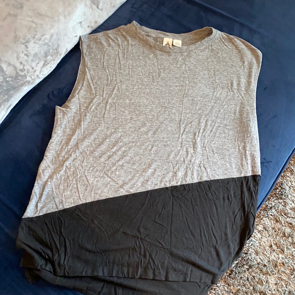 Workout Tank-Size: L